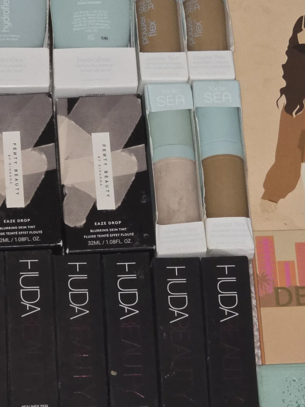 IT Cosmetics Your Skin But Better Foundation - White & Black Packaging